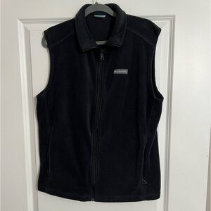 Black Columbia fleece vest